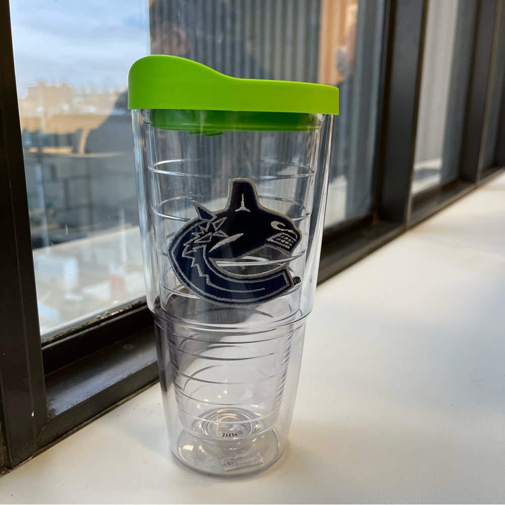 Tervis Canucks Travel Tumbler Cup!
